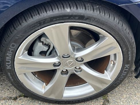 Used 2011 Lexus IS 250 w/ Premium Pkg Value Edition RWD image 15