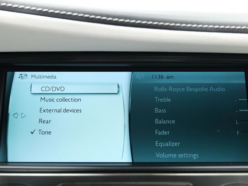 Used 2017 Rolls-Royce Ghost image 44