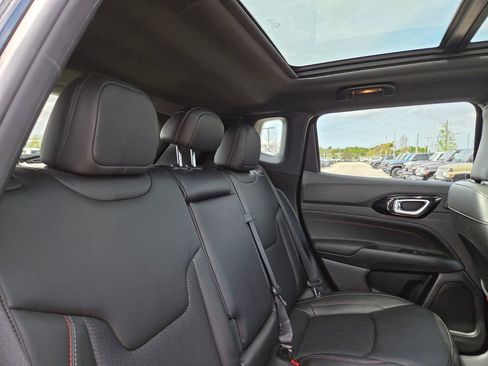 Used 2023 Jeep Compass Trailhawk w/ Sun and Sound Group image 14