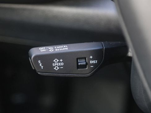 New 2025 Audi Q5 Premium image 33