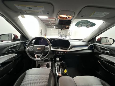 Certified 2024 Chevrolet Trax LT w/ Driver Confidence Package FWD image 20