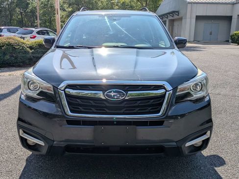 Used 2017 Subaru Forester 2.5i Touring AWD/4WD image 9