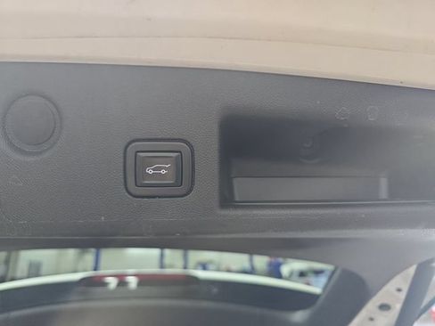 Used 2022 Chevrolet Equinox LT AWD/4WD image 13