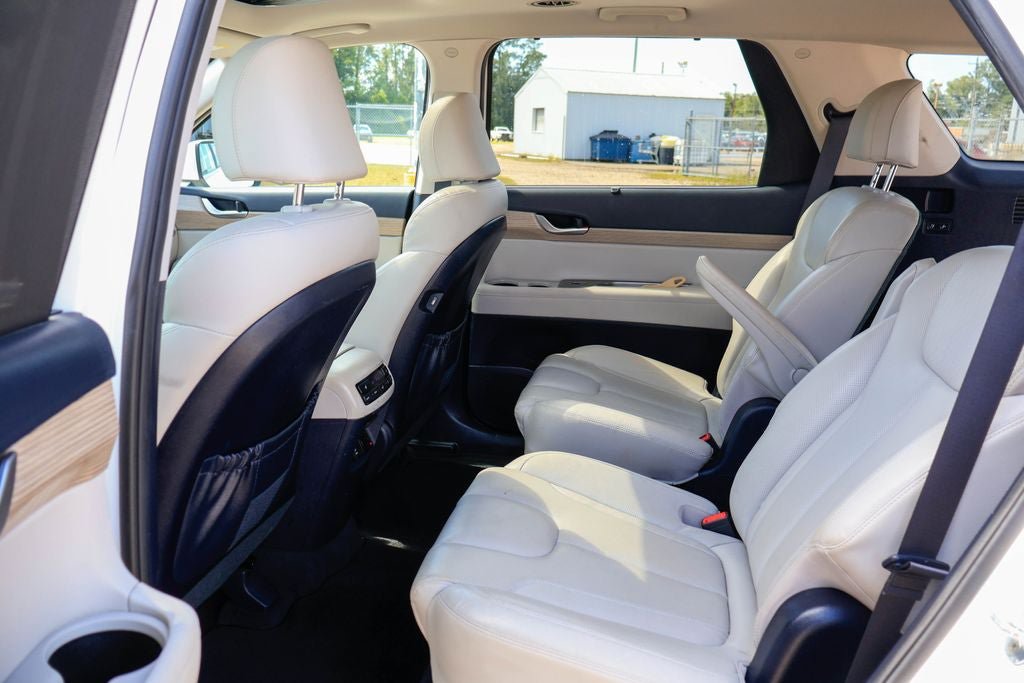 Used 2022 Hyundai Palisade SEL w/ Premium Package FWD image 9