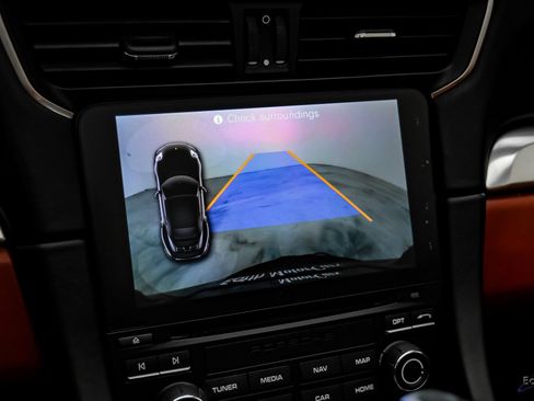 Used 2019 Porsche 911 Turbo image 66