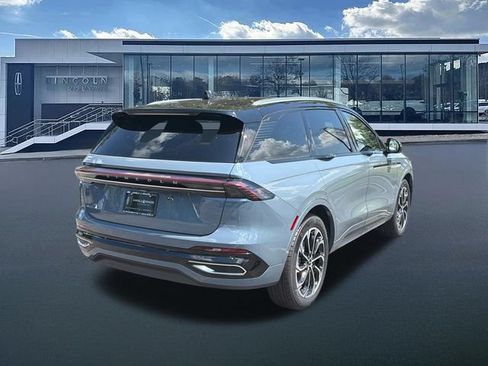 New 2026 Lincoln Nautilus Reserve AWD/4WD image 8