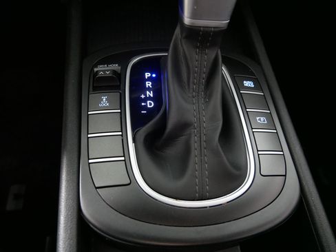 Used 2024 Hyundai Kona SEL AWD/4WD image 31