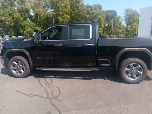 New 2025 GMC Sierra 2500 SLT w/ SLT Premium Package image 2