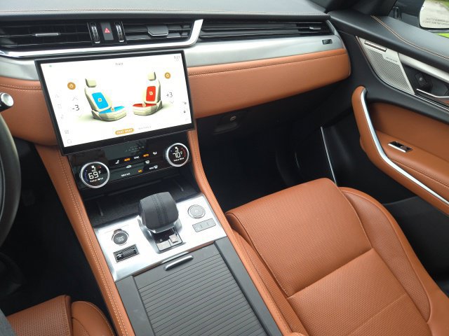 Used 2026 Jaguar F-PACE R-Dynamic S AWD/4WD image 15