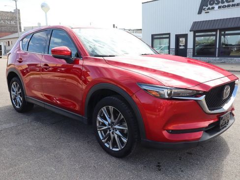 Used 2020 MAZDA CX-5 Signature AWD/4WD image 3