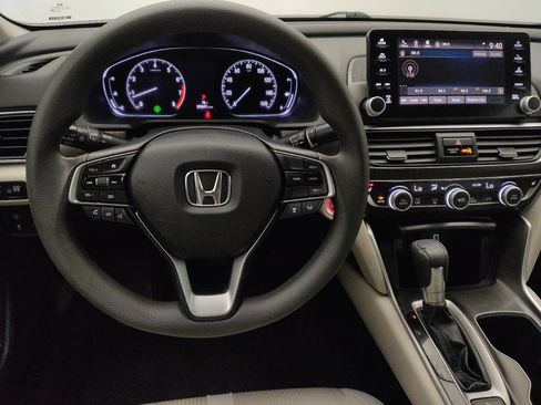 Used 2018 Honda Accord EX image 22