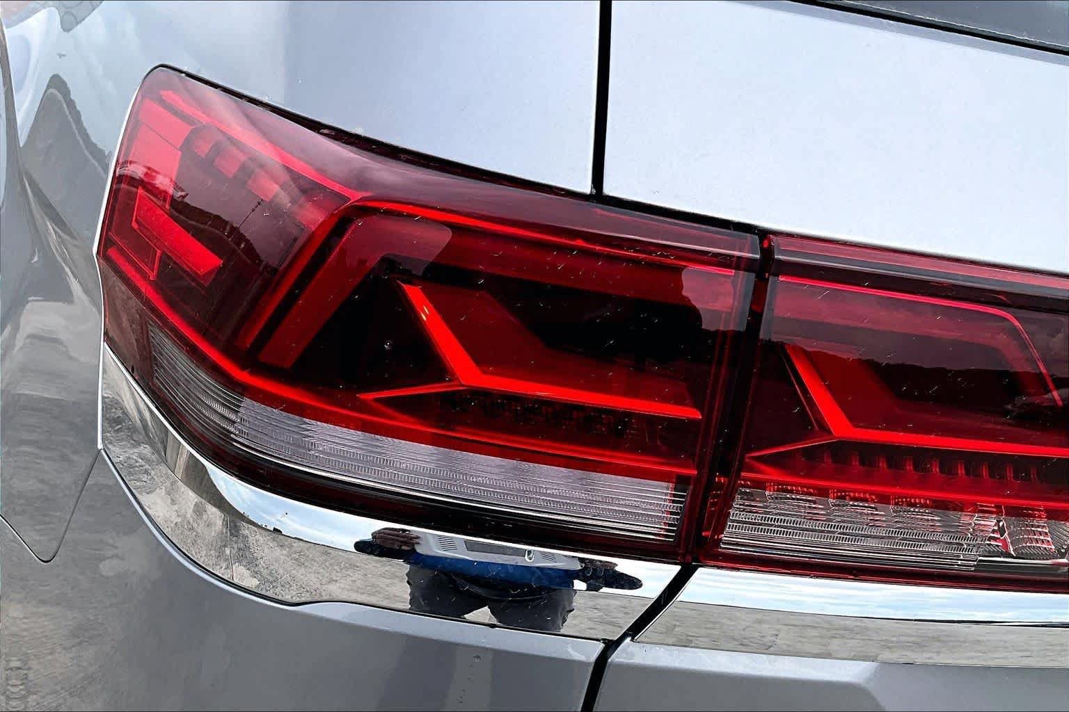 New 2026 Volkswagen Atlas SE FWD image 14