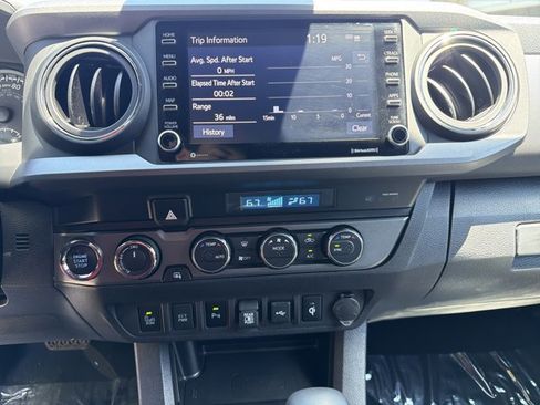 Used 2023 Toyota Tacoma TRD Sport w/ Technology Package AWD/4WD image 19