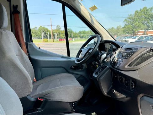 Used 2019 Ford Transit 250 148 High Roof Extended RWD image 12