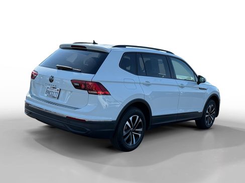 Certified 2022 Volkswagen Tiguan S FWD image 5