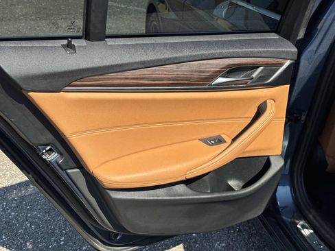 Used 2023 BMW 530i w/ Convenience Package image 12