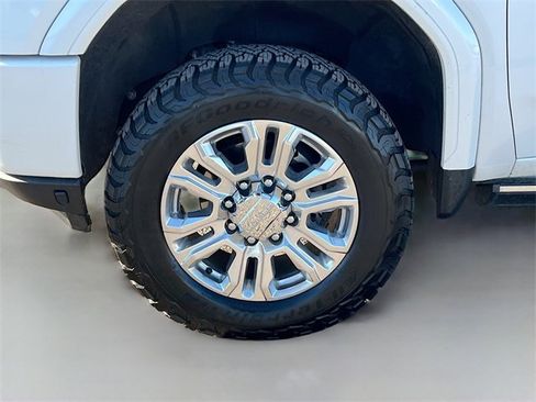 Used 2022 GMC Sierra 2500 Denali image 28