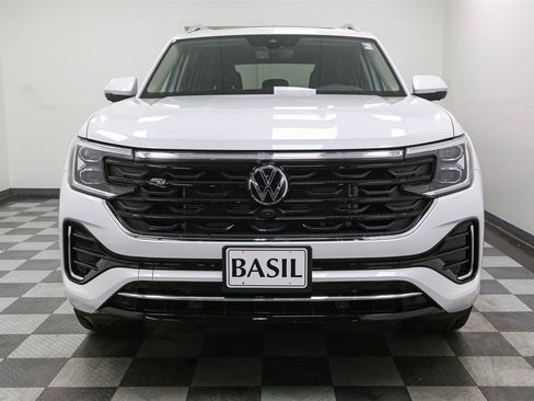 New 2026 Volkswagen Atlas SEL Premium R-Line AWD/4WD image 3