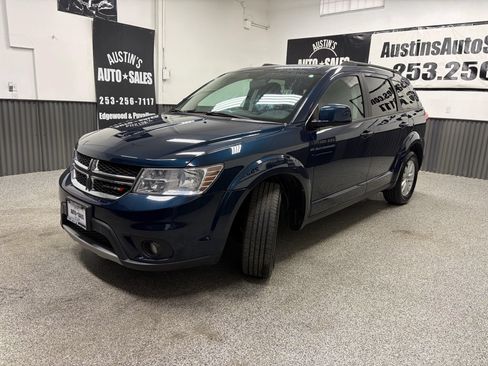 Used 2014 Dodge Journey SXT w/ Flexible Seating Group FWD image 6