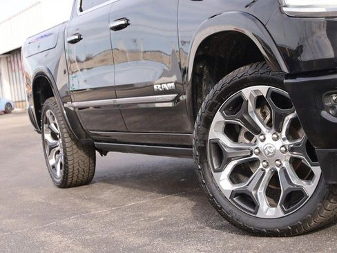 Used 2021 RAM 1500 Limited image 3