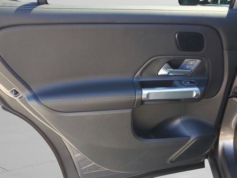 Certified 2026 Mercedes-Benz GLB 250 image 8