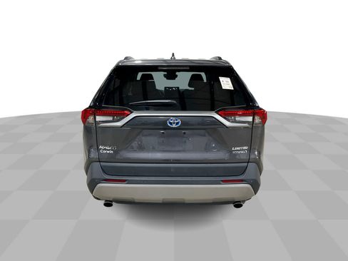 Used 2022 Toyota RAV4 Limited AWD/4WD image 8
