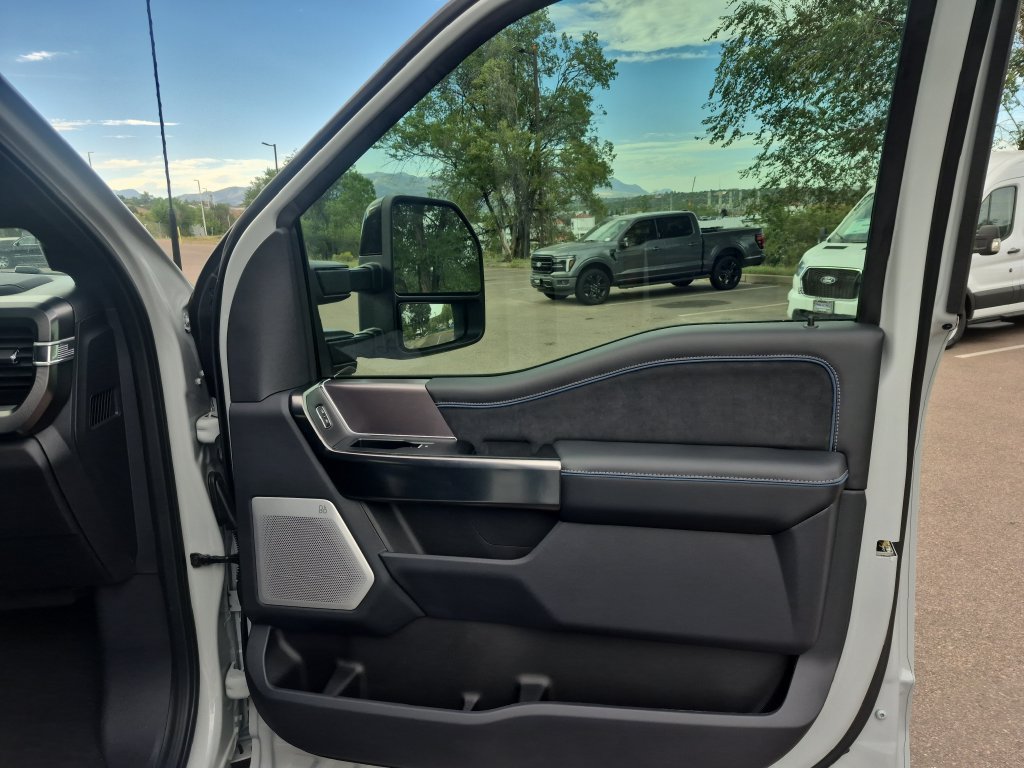 New 2026 Ford F250 Platinum AWD/4WD image 26