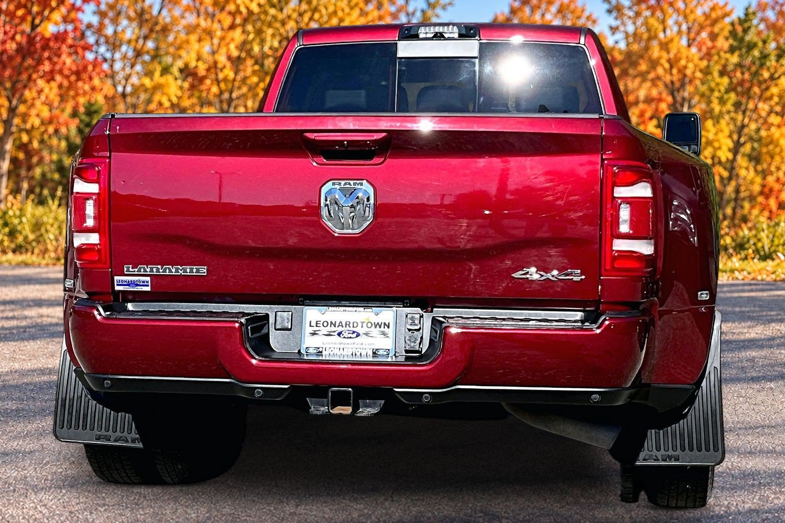 Used 2023 RAM 3500 Laramie AWD/4WD image 5
