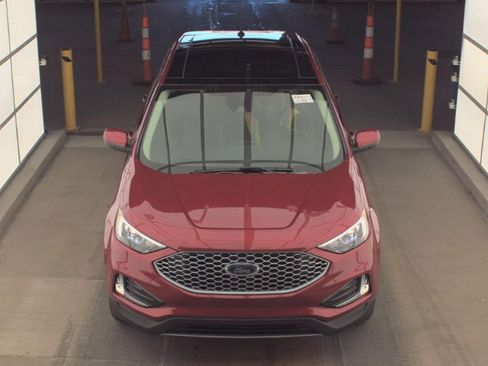 Used 2024 Ford Edge SEL w/ Convenience Package image 2