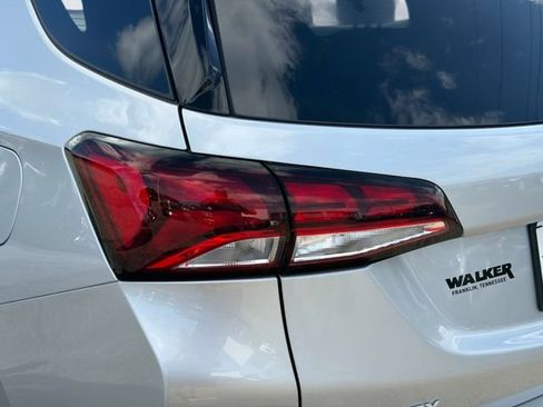 Used 2022 Chevrolet Equinox LT FWD image 11