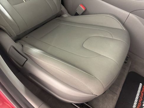 Used 2024 Hyundai Elantra SEL w/ Convenience Package FWD image 30