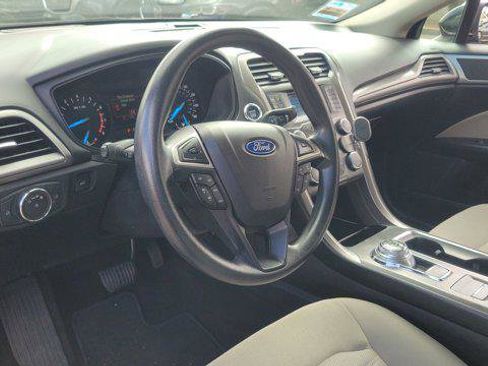 Used 2020 Ford Fusion S image 15