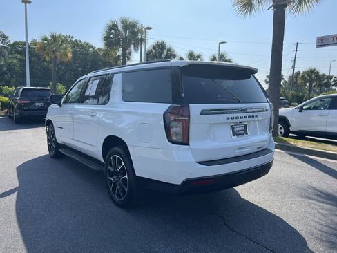 Used 2021 Chevrolet Suburban RST w/ Luxury Package AWD/4WD image 8