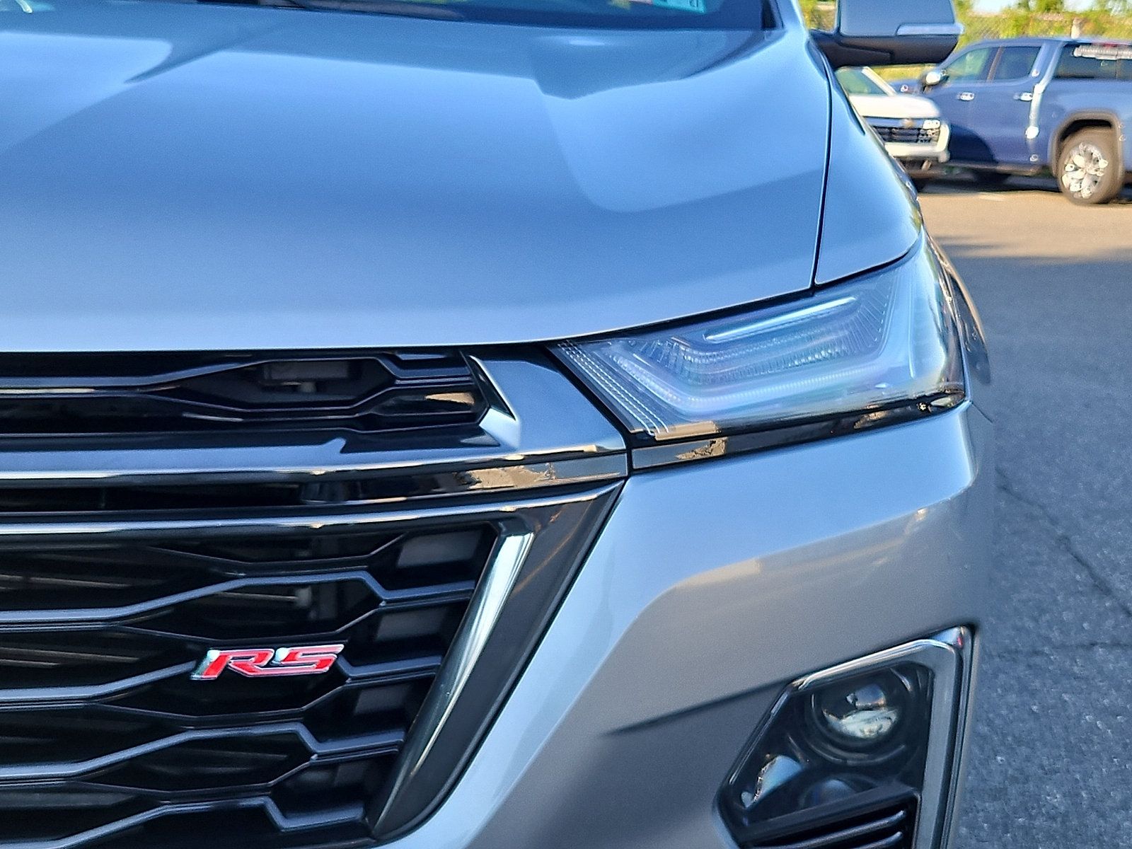 Used 2023 Chevrolet Traverse RS w/ LPO, Cargo Package AWD/4WD image 9