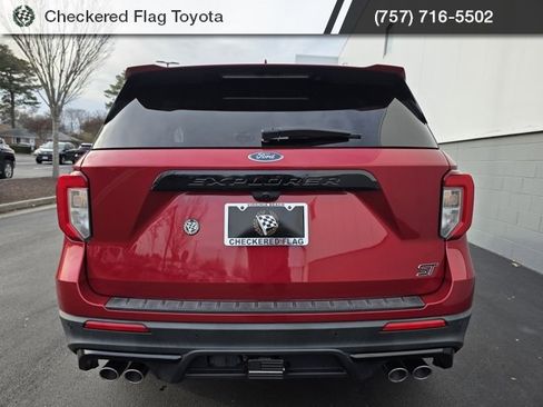 Used 2020 Ford Explorer ST w/ ST Street Pack image 6
