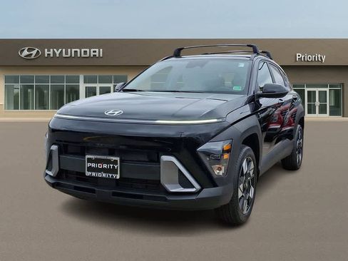 Certified 2025 Hyundai Kona SEL AWD/4WD image 1