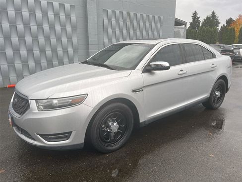 Used 2019 Ford Taurus Limited image 2
