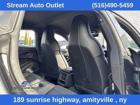 Used 2023 Porsche Taycan 4S AWD/4WD image 31