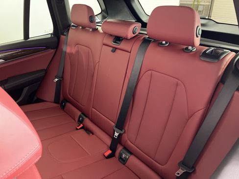 Used 2024 BMW X3 xDrive30i w/ Premium Package w/ZPA image 4