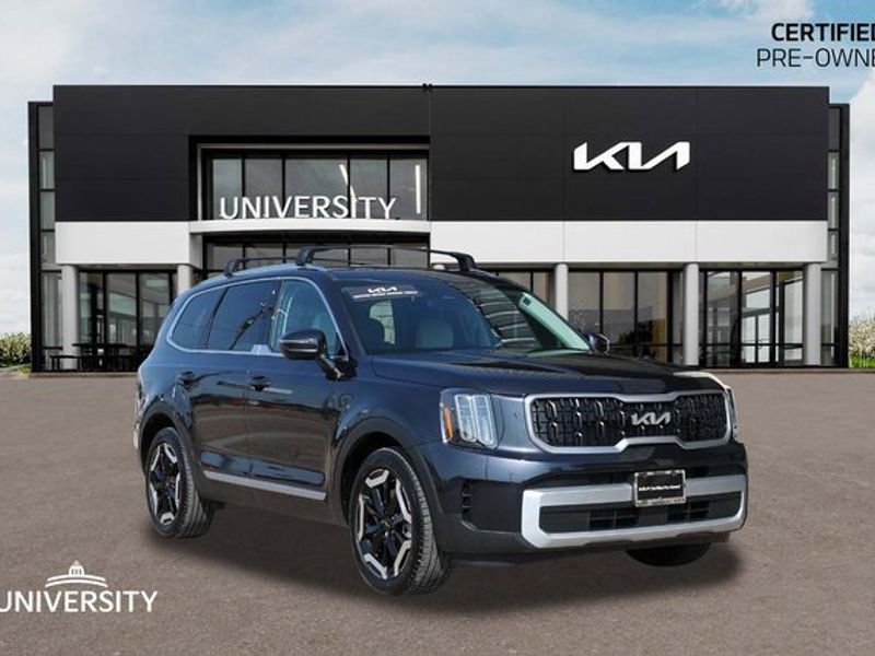 Certified 2025 Kia Telluride EX w/ EX Captain's Chair Package image 1