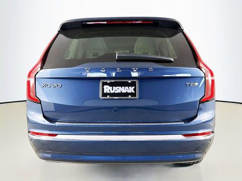 New 2026 Volvo XC90 T8 Ultra w/ Protection Package Premier image 6