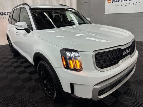 Used 2025 Kia Telluride EX X-Line AWD/4WD image 2
