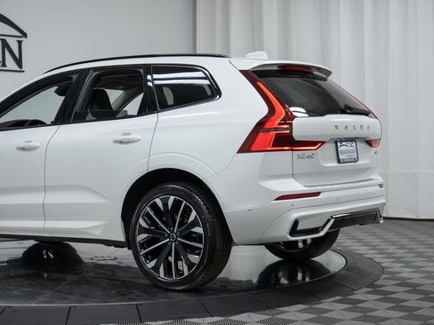 New 2026 Volvo XC60 B5 Ultra w/ Climate Package AWD/4WD image 29
