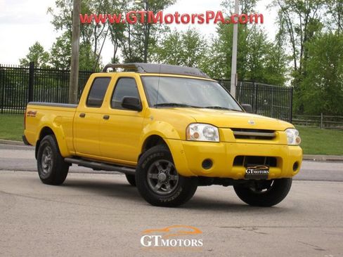 Used 2004 Nissan Frontier XE w/ (PWR) XE Pwr Pkg AWD/4WD image 1