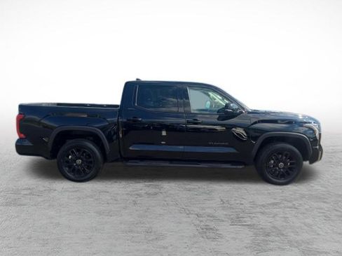 Used 2024 Toyota Tundra Limited AWD/4WD image 5