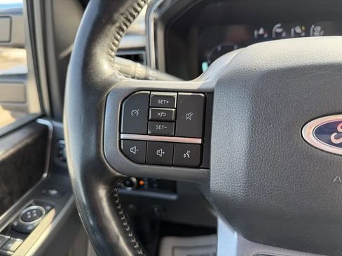 Used 2023 Ford F250 Lariat w/ Sport Appearance Package image 16