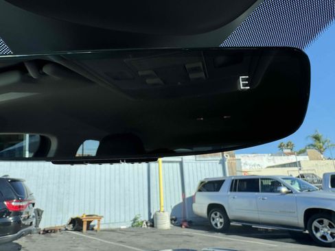 Used 2023 Volkswagen Taos SE image 30