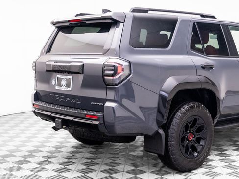 Used 2025 Toyota 4Runner TRD Off-Road AWD/4WD image 36