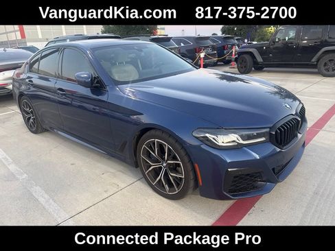 Used 2021 BMW 540i w/ M Sport Package RWD image 2