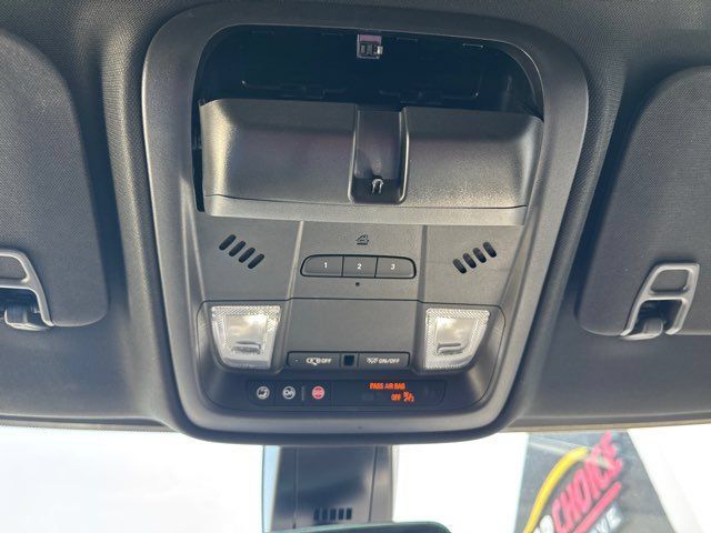 Used 2023 Cadillac XT5 Luxury w/ LPO, Floor Liner Package FWD image 41
